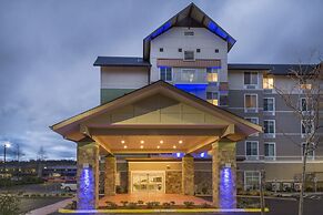 Holiday Inn Express & Suites Seattle South - Tukwila by IHG
