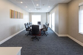 Holiday Inn Express & Suites Seattle South - Tukwila by IHG