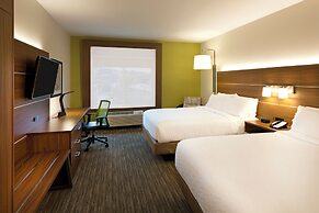 Holiday Inn Express & Suites Seattle South - Tukwila by IHG
