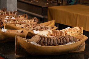 MOVA - Hotel Costa Azul