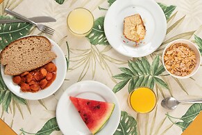 MOVA - Hotel Costa Azul