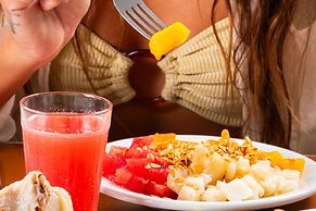 MOVA - Hotel Costa Azul