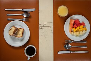 MOVA - Hotel Costa Azul