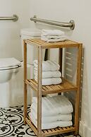 The Landing Hotel and Dining