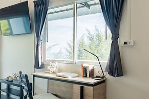 The Beach Cha Am Suite