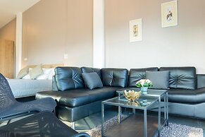 The Beach Cha Am Suite