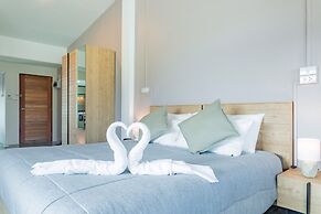 The Beach Cha Am Suite