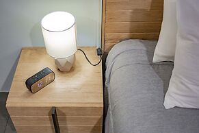 The Beach Cha Am Suite