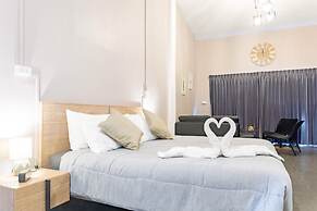 The Beach Cha Am Suite