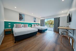 Red Star Hotels Palm Beach