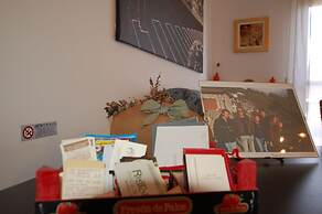 La Rosa Scarlatta Broseta