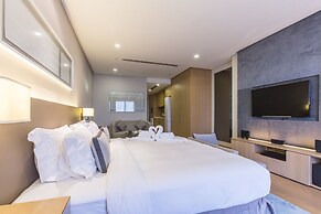 188 Private Suites by Subhome