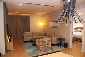 188 Private Suites by Subhome