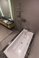 188 Private Suites by Subhome