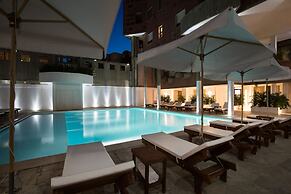 Seven Suite