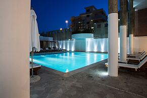 Seven Suite