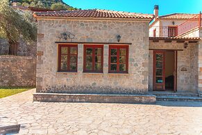 Piges Hotel at Acheron Springs