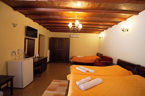 Piges Hotel at Acheron Springs