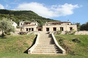 Piges Hotel at Acheron Springs