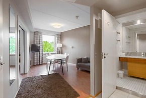 Hotel Haaga Central Park