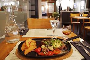 Hotel Haaga Central Park