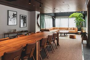 TRUNK (HOTEL) CAT STREET