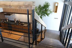 TRUNK (HOTEL) CAT STREET