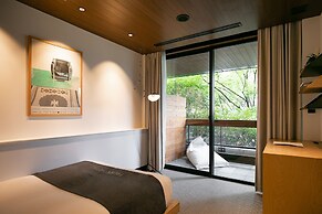 TRUNK (HOTEL) CAT STREET