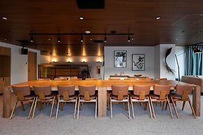 TRUNK (HOTEL) CAT STREET