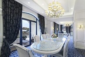 Ambassadori Hotel Tbilisi