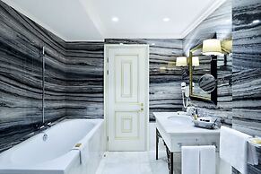 Ambassadori Hotel Tbilisi