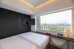 citizenM Taipei North Gate