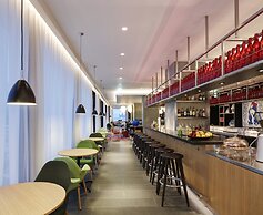 citizenM Taipei North Gate