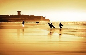 Help Yourself Hostels Carcavelos Coast