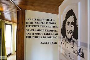 Help Yourself Hostels Carcavelos Coast