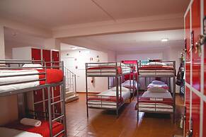 Help Yourself Hostels Carcavelos Coast