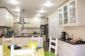 Help Yourself Hostels Carcavelos Coast