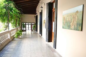 Howard Johnson by Wyndham Escobar Hotel