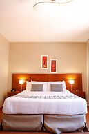 Howard Johnson by Wyndham Escobar Hotel