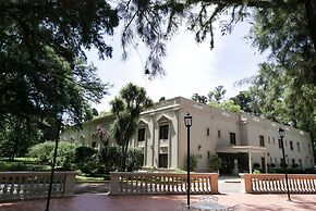 Howard Johnson by Wyndham Escobar Hotel