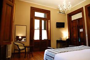 Howard Johnson by Wyndham Escobar Hotel