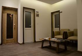 Howard Johnson by Wyndham Escobar Hotel