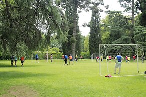 Howard Johnson by Wyndham Escobar Hotel