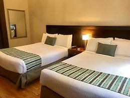 Howard Johnson by Wyndham Escobar Hotel