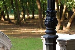 Howard Johnson by Wyndham Escobar Hotel