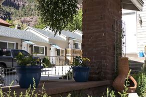 Abram Inn & Suites