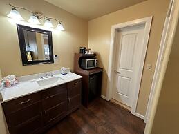 Abram Inn & Suites