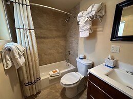 Abram Inn & Suites