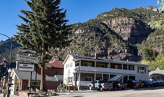 Abram Inn & Suites