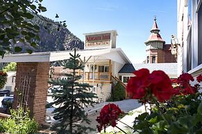 Abram Inn & Suites